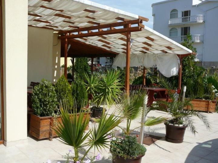 Семеен Хотел Атива - Family Hotel Ativa Lozenets Exterior foto
